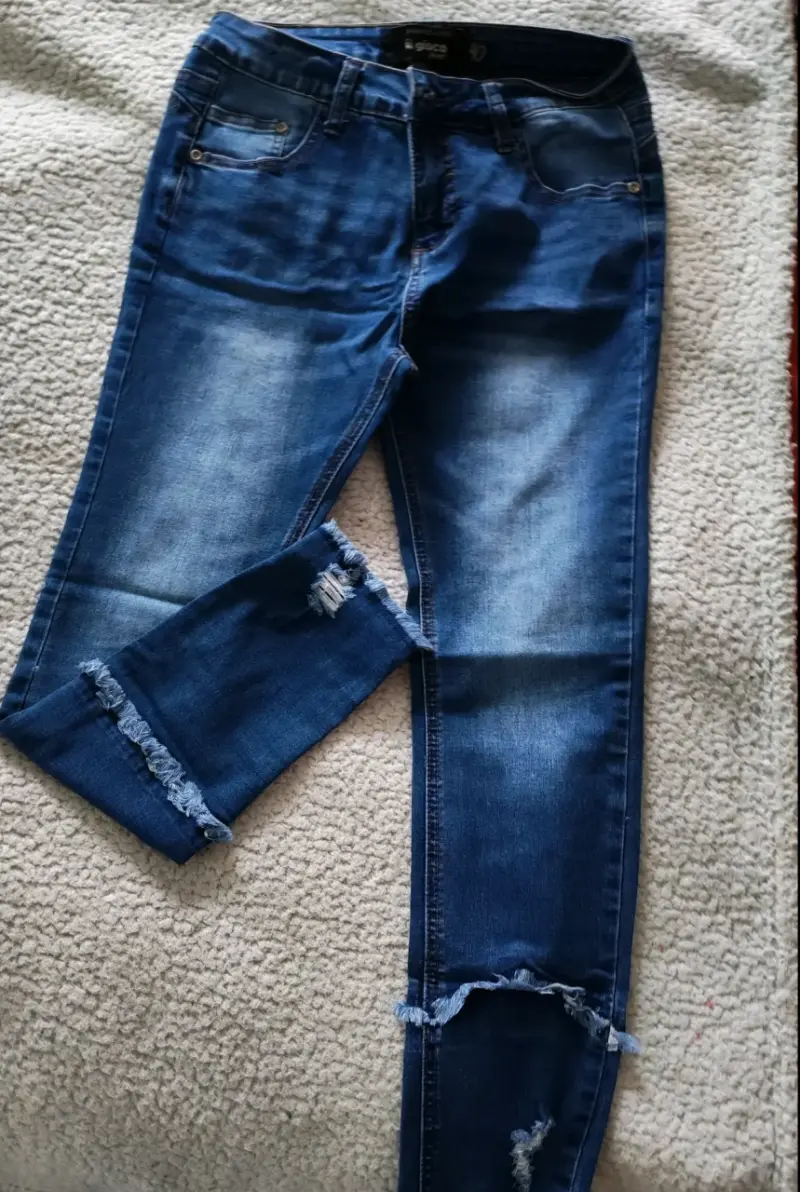 Jeans azul desgastados