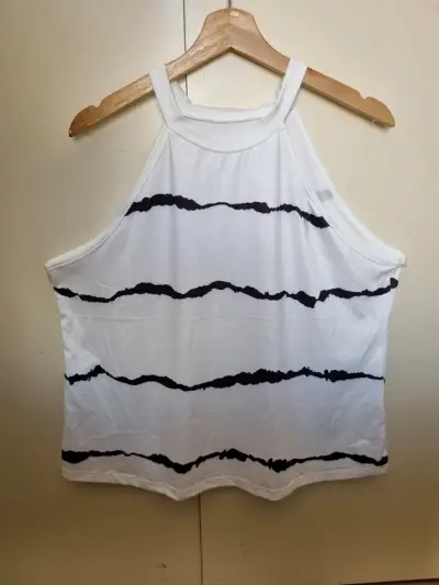 Polera sin mangas blanca con rayas - miniatura 1