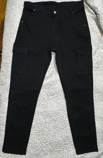 Pantalón cargo negro hombre - miniatura 3