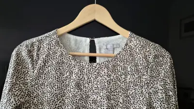 Vestido con estampado animal print - miniatura 4