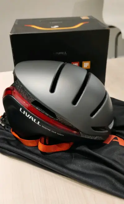 Casco inteligente Livall gris - miniatura 1