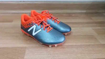 Caja de zapatos New Balance - miniatura 3