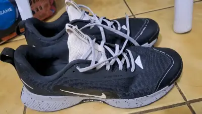 Zapatillas deportivas Nike negras - miniatura 2