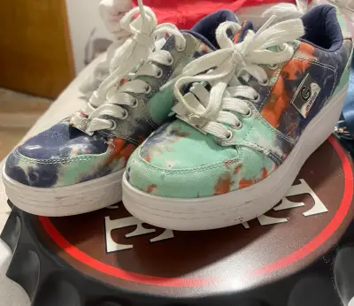 Zapatillas tie-dye coloridas - miniatura 2