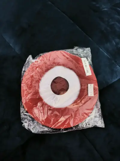 Boina roja - miniatura 2