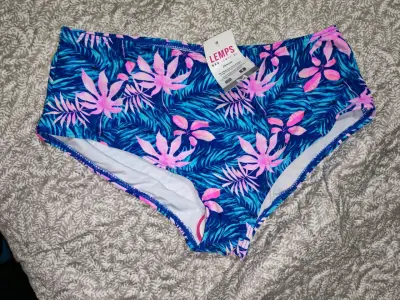 Bikini estampado tropical nuevo - miniatura 4
