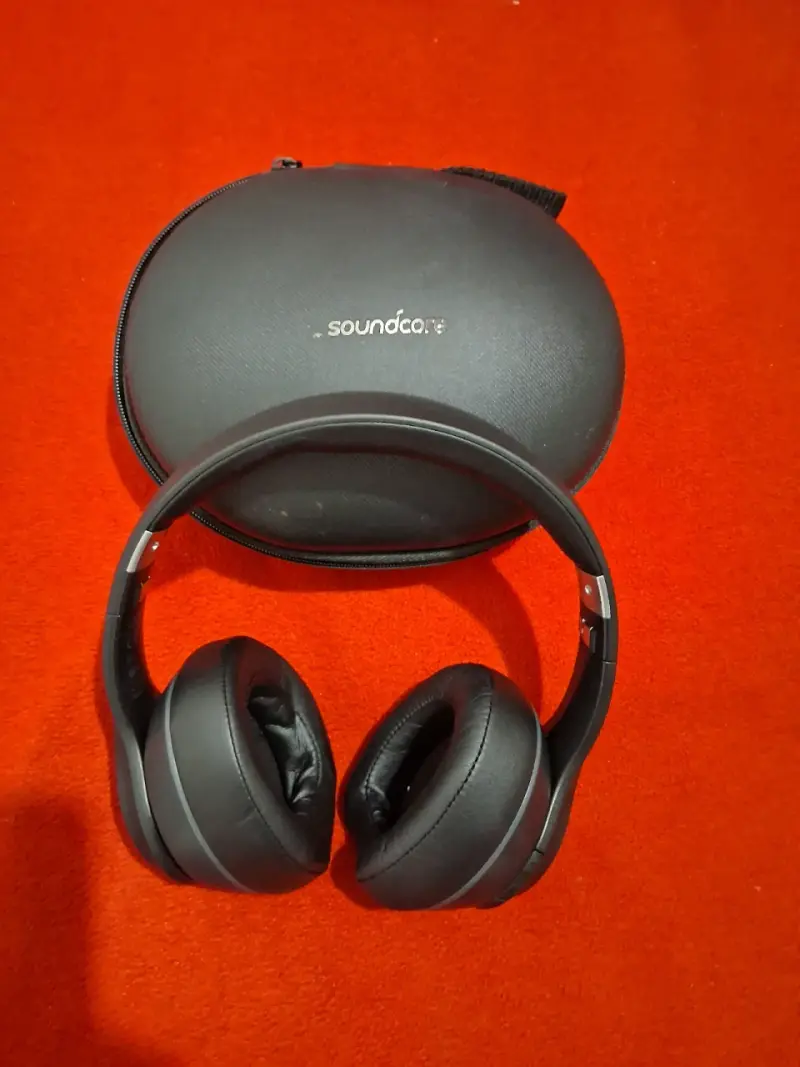 Audífonos Anker Soundcore Vortex con estuche - 6