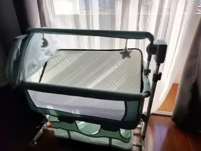 Cuna colecho verde ajustable - miniatura 4