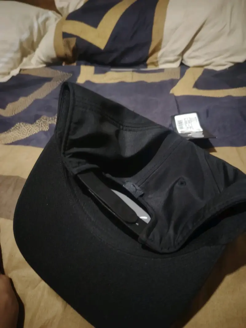 Gorra negra Ferrari - 2