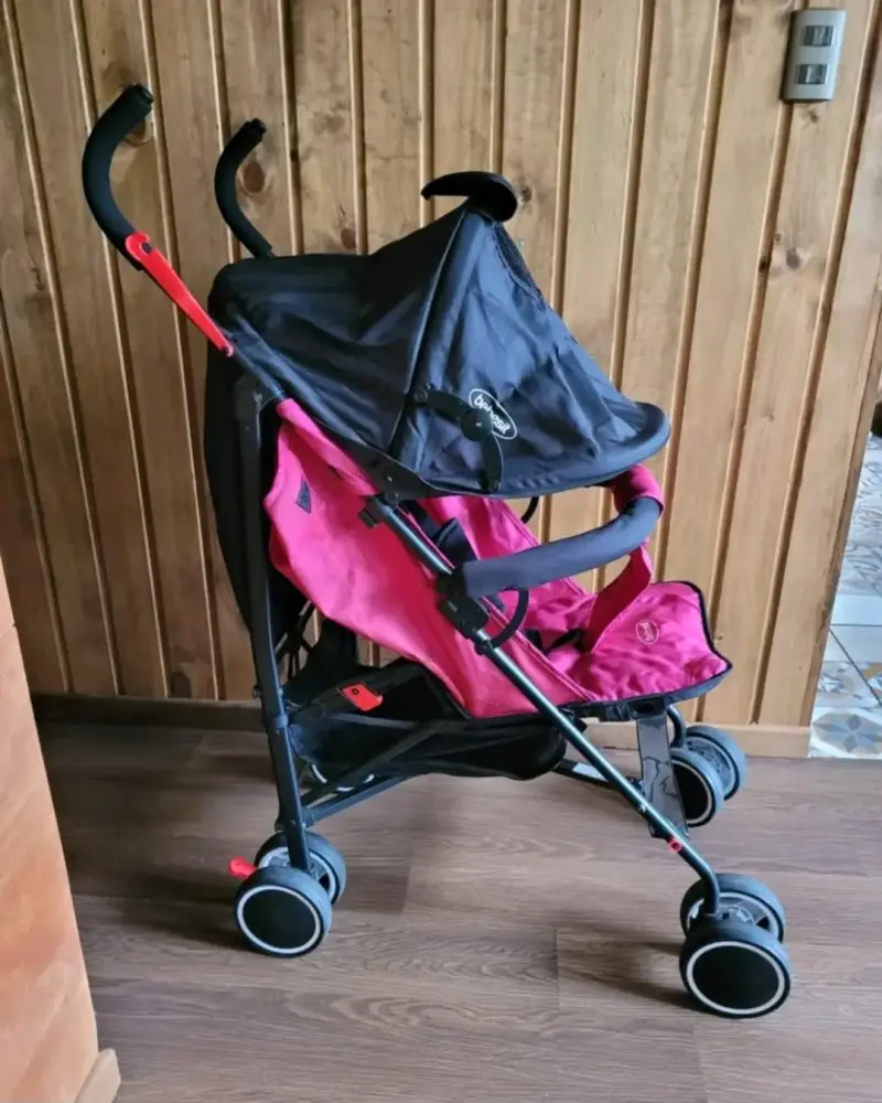 Coche para bebé plegable rosado - 3