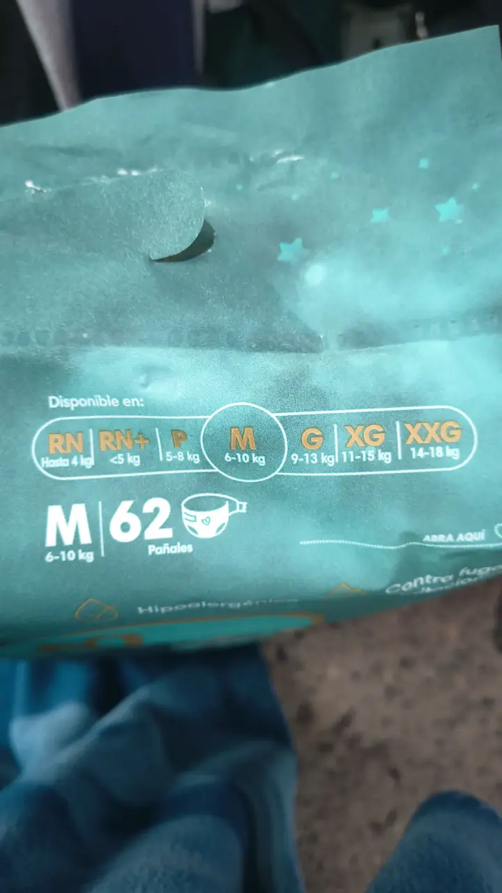 Pañales Pampers M 62 unidades - 2