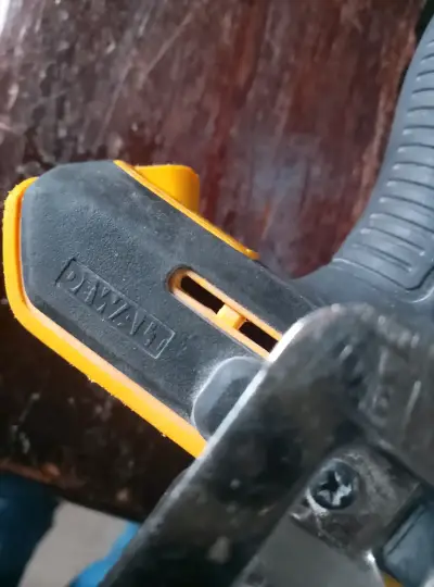 Taladro DeWalt - miniatura 1