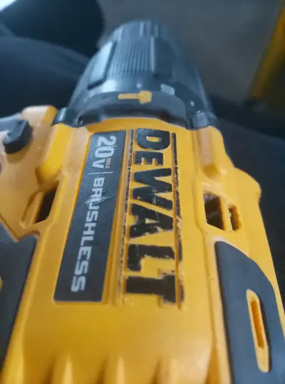 Taladro DeWalt - miniatura 3