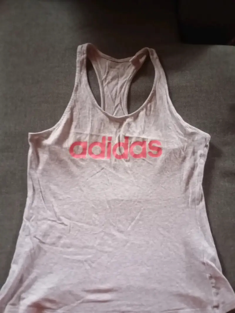 Polera deportiva Adidas gris - 1