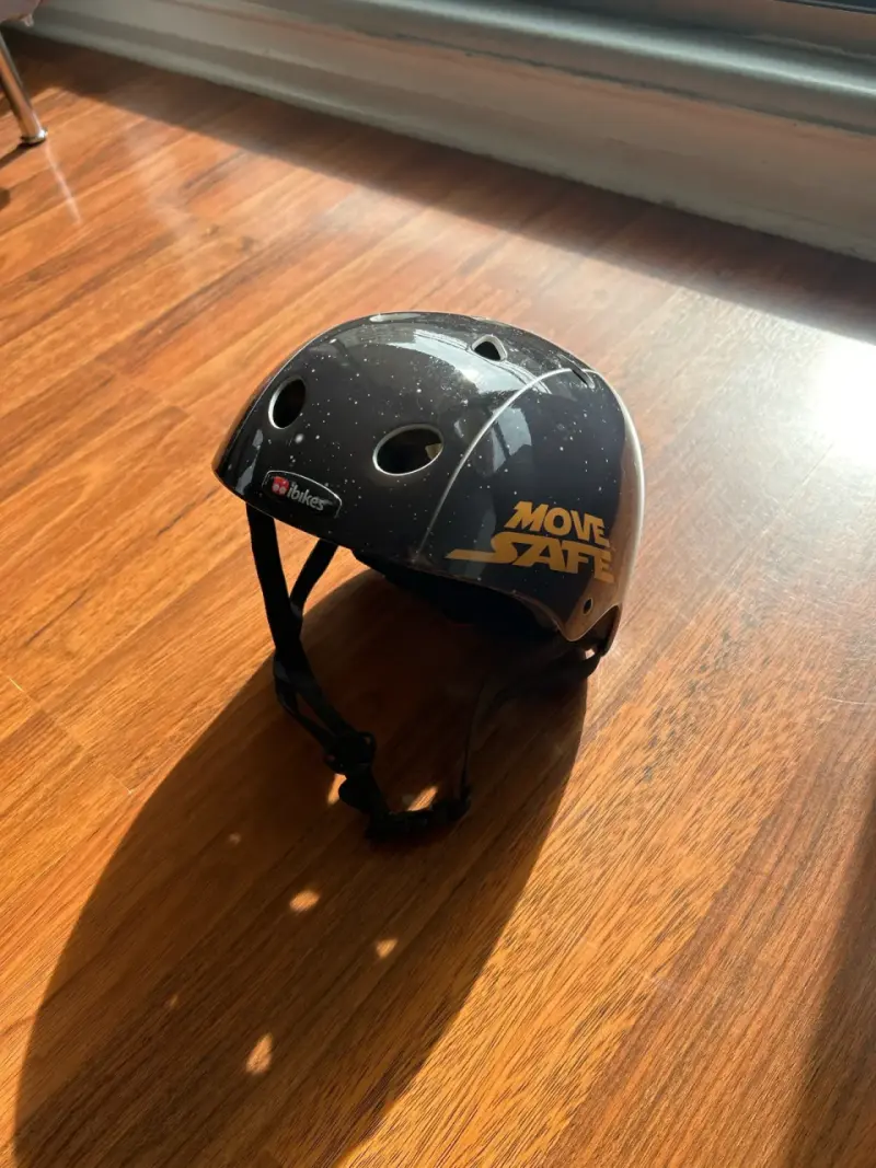 Casco de bicicleta negro star war - 1