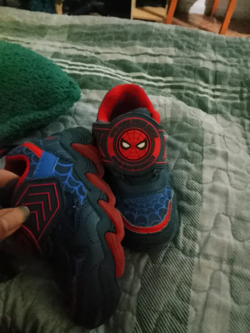 Zapatillas Spiderman para niños - 2