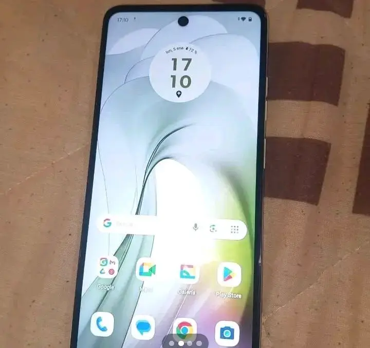Smartphone Motorola e 14 color beige - 3