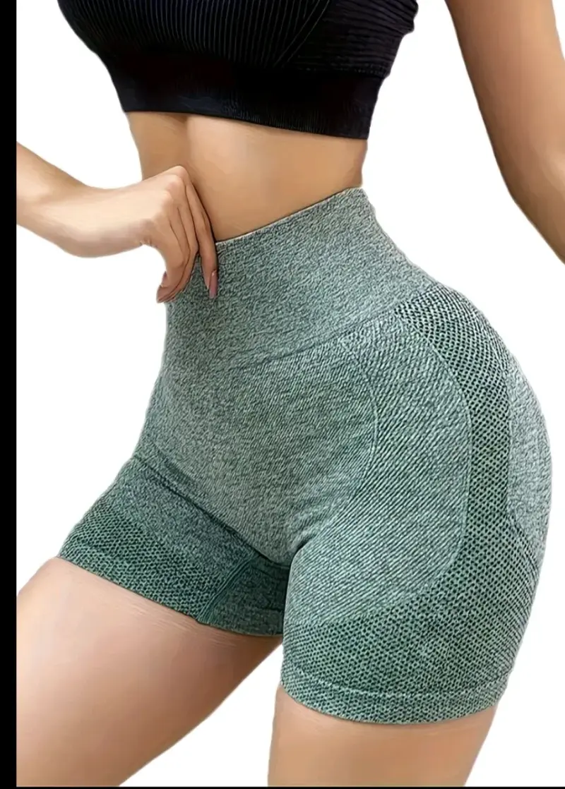 Shorts deportivos verde para mujer - 1