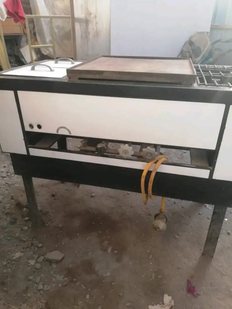 Cocina industrial grande