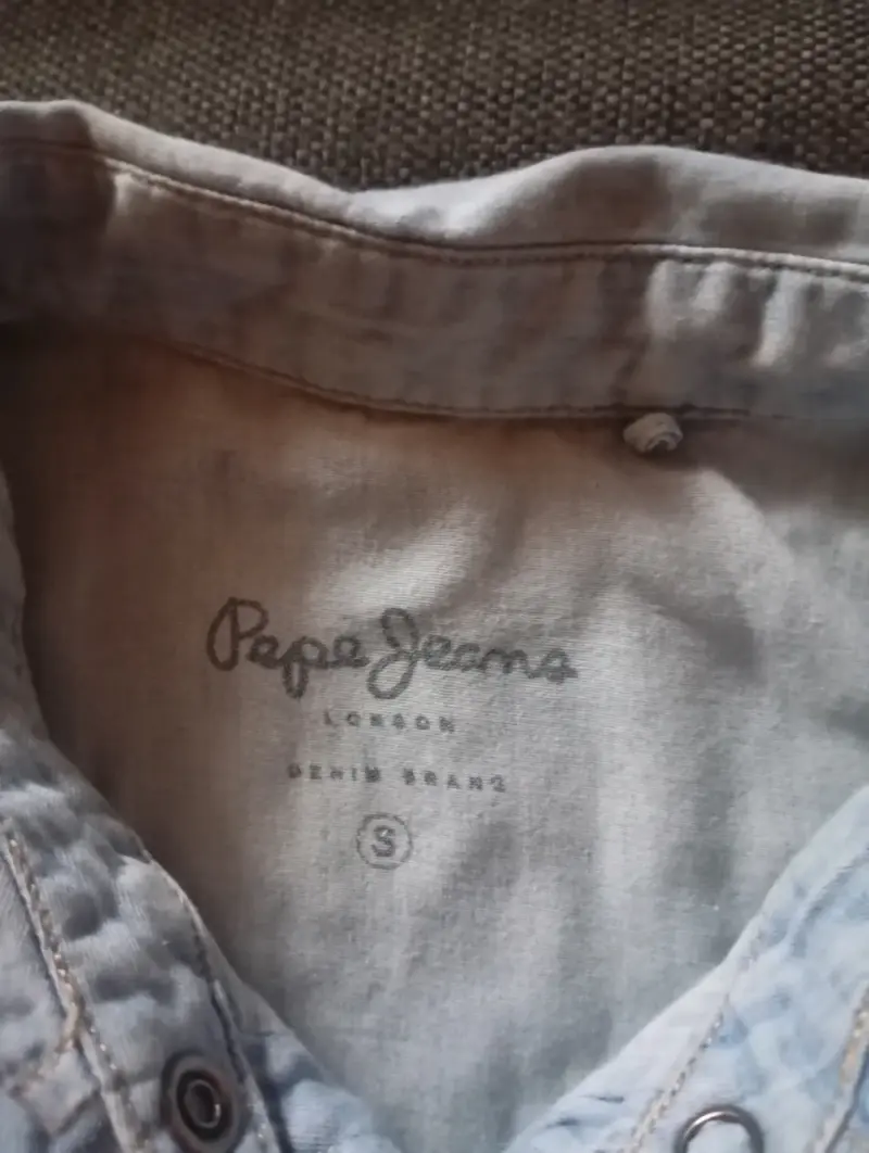 Camisa de mezclilla estilo casual - 2