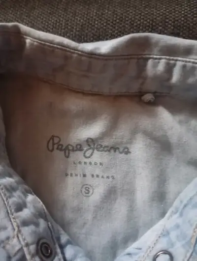 Camisa de mezclilla estilo casual - miniatura 2