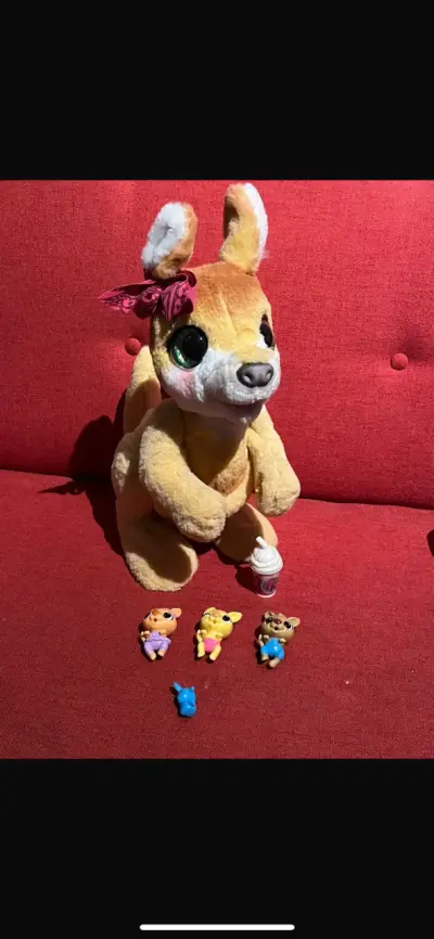 Animatronico de canguro Furreal Friends - miniatura 1