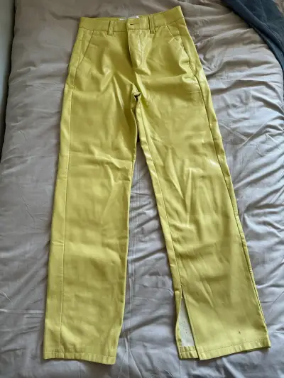 Pantalones amarillos Bershka - miniatura 5