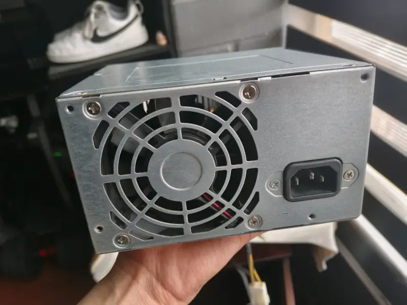 Fuente de poder para PC - 1