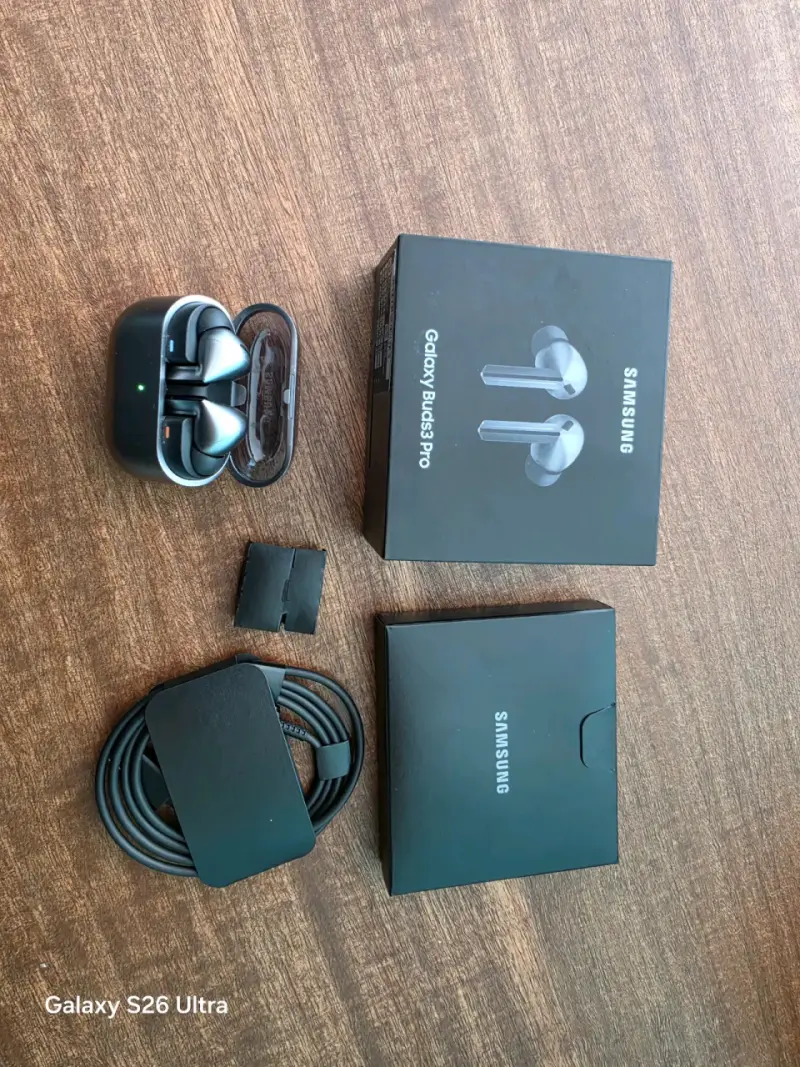 Samsung Galaxy Buds3 Pro - 1