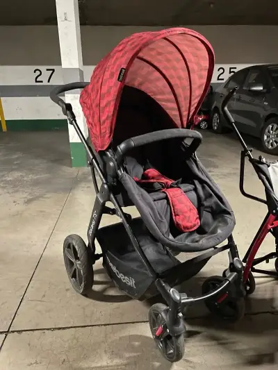 Coche de bebé Bebesit rojo y negro - miniatura 3