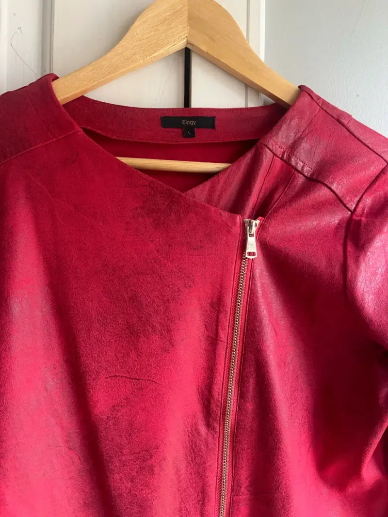 Chaqueta roja con cierre - 5