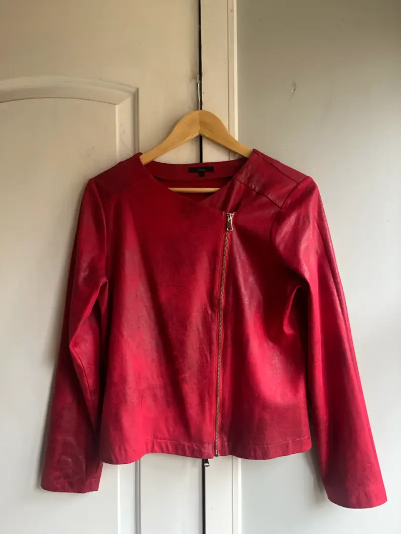 Chaqueta roja con cierre - 6