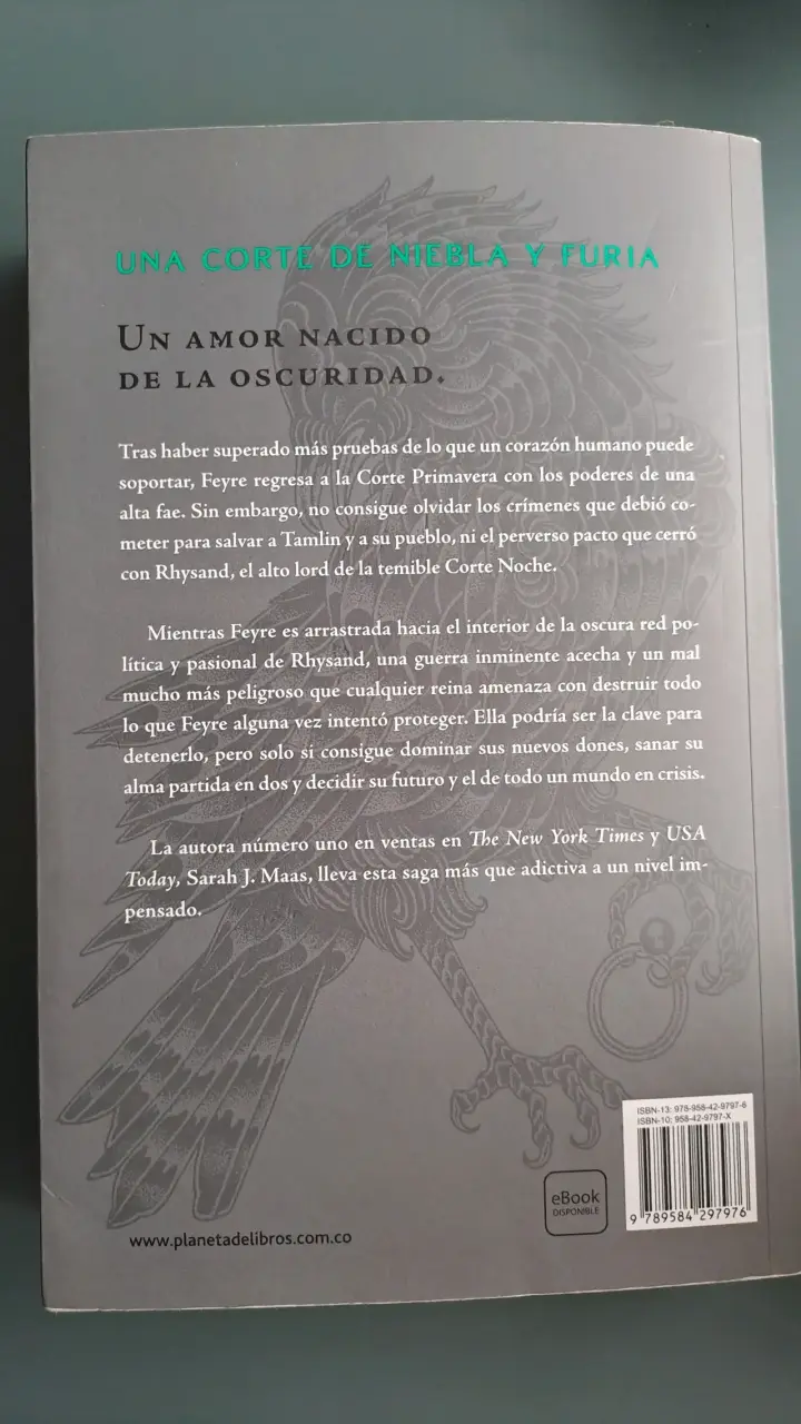 Libro 'Una Corte de Niebla y Furia' - 2