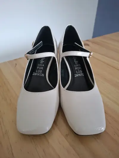 Zapatos beige talla 35 - miniatura 3