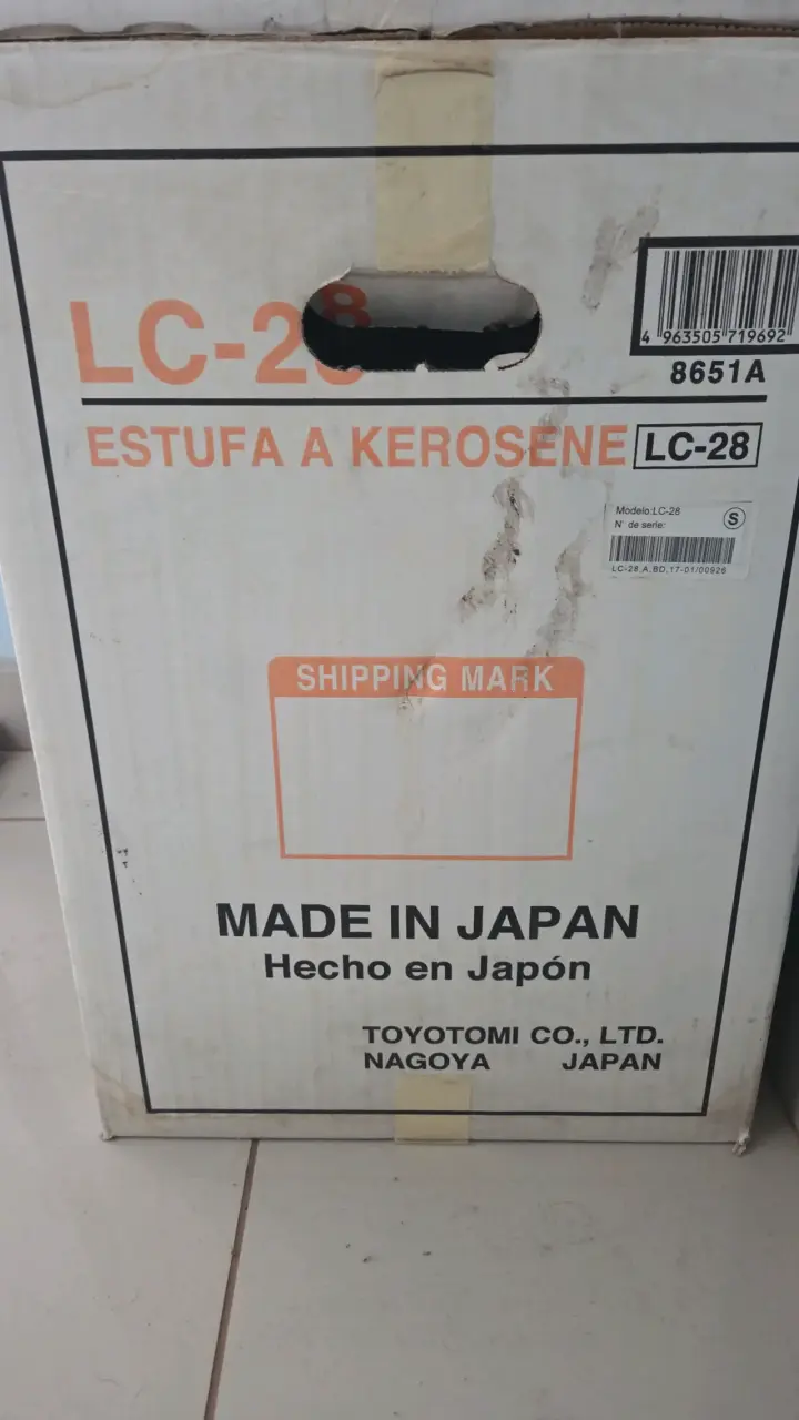 Estufa Laser parafina Toyotomi LC-28 - 2
