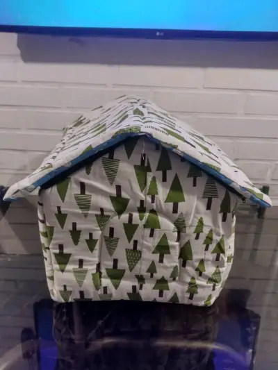 Cama tipo casita para mascotas - miniatura 2