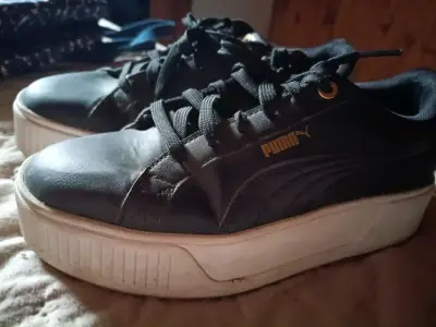 Zapatillas negras Puma para mujer - miniatura 1