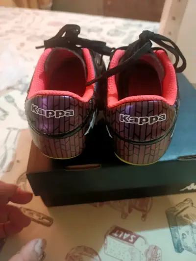 Zapatillas negras con interior rojo - miniatura 2