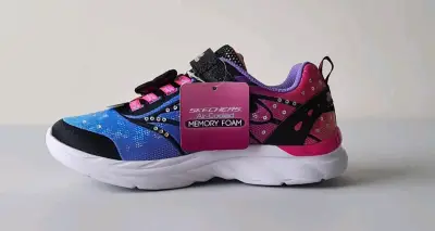 Zapatillas infantiles con mariposas - miniatura 2