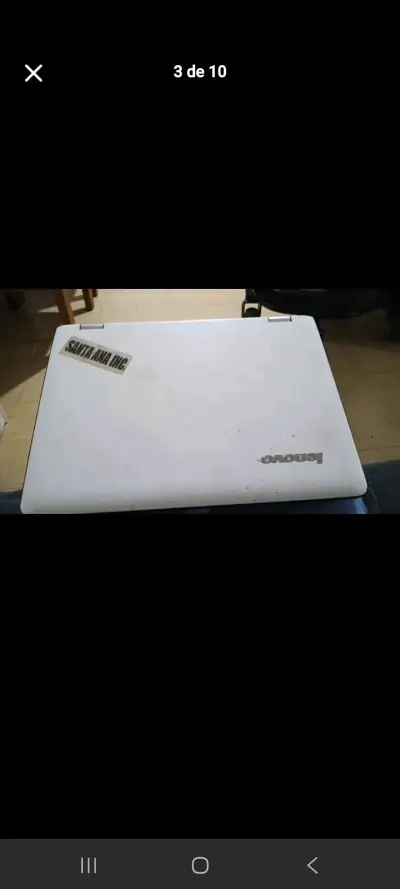 Laptop Lenovo blanca usada - miniatura 1