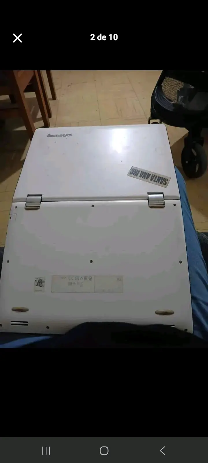Laptop Lenovo blanca usada - 2