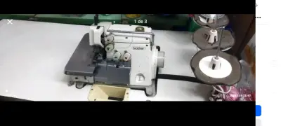 Máquina overlock Brother - miniatura 1