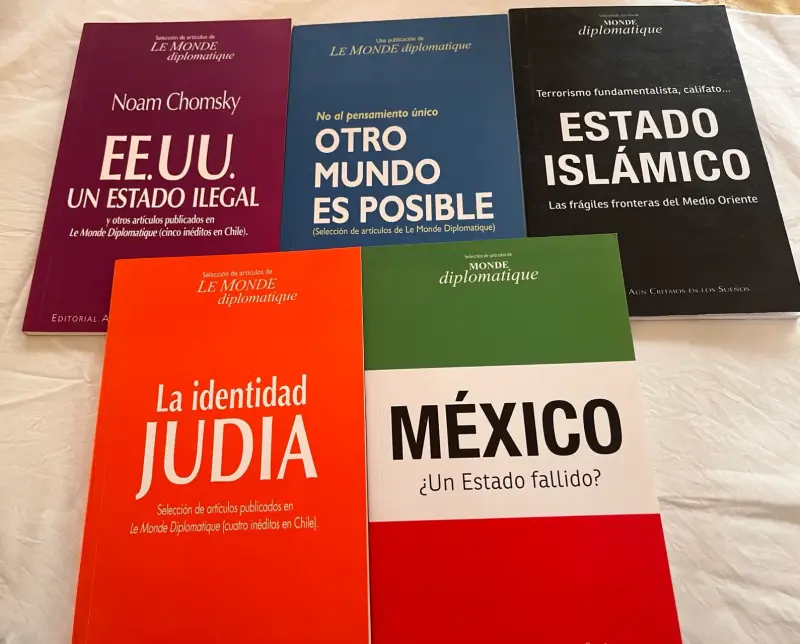 Conjunto libros Le Monde Diplomatique - 1