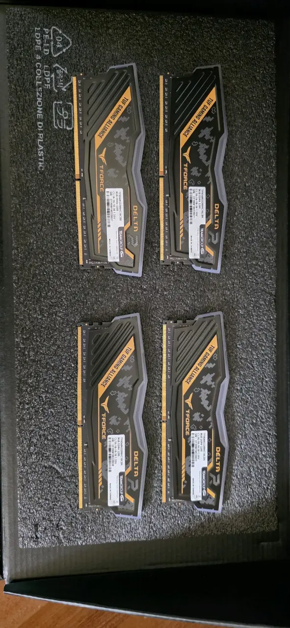 Memorias RAM T-Force Delta RGB - 1