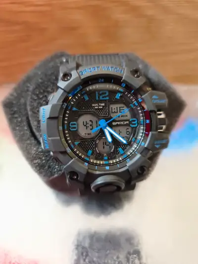 Reloj deportivo negro y azul marca sanda - miniatura 5