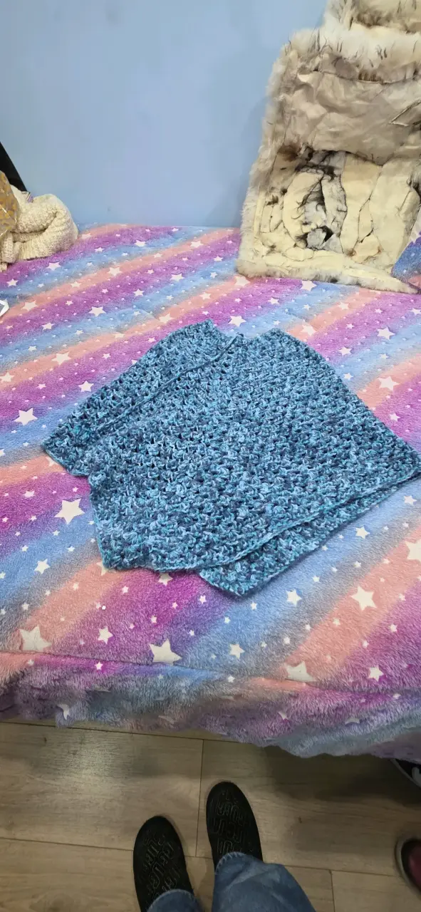 Conjunto de ponchos tejidas a mano - 3