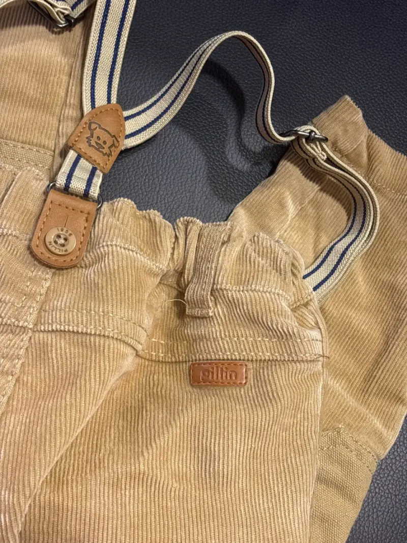 Pantalón niño con tirantes beige - 3