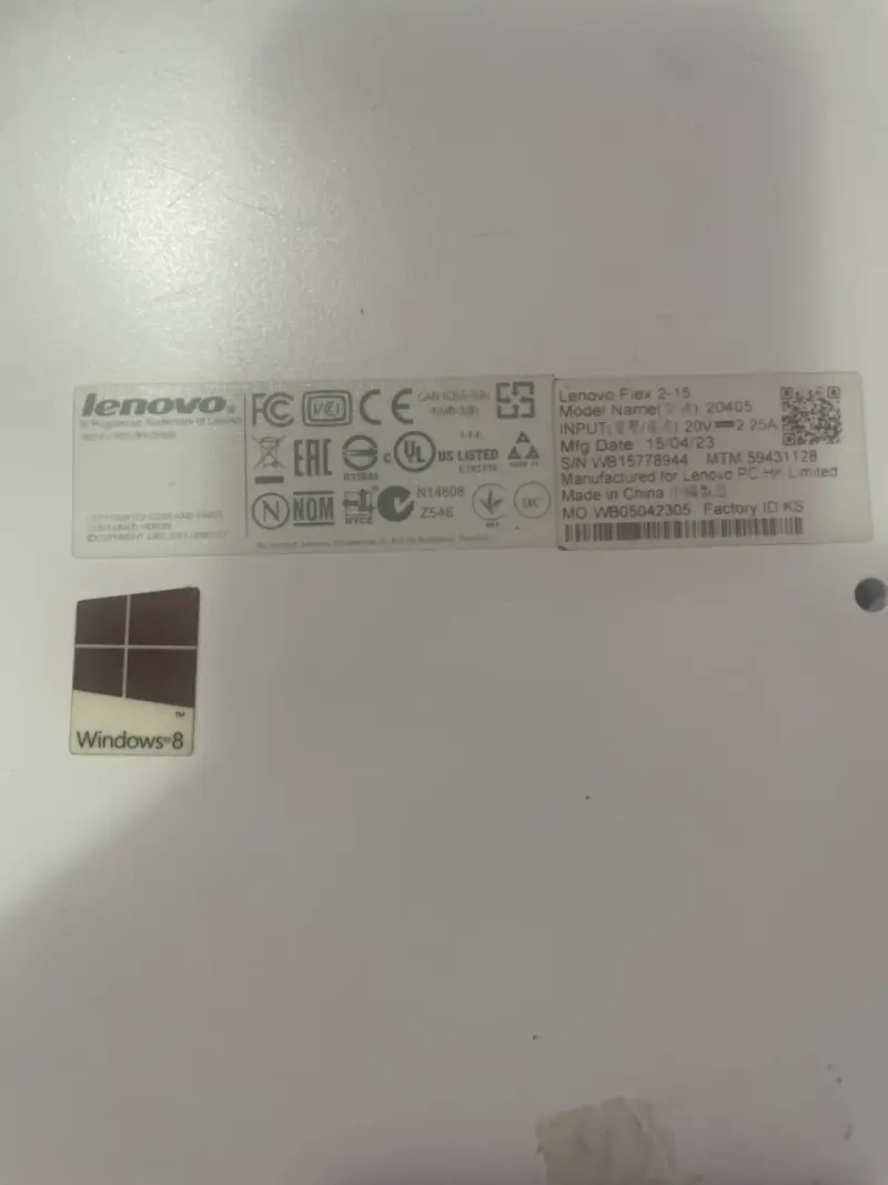 Notebook Lenovo blanco - 3