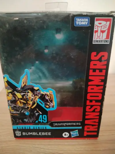 Figura Transformers Bumblebee - miniatura 3