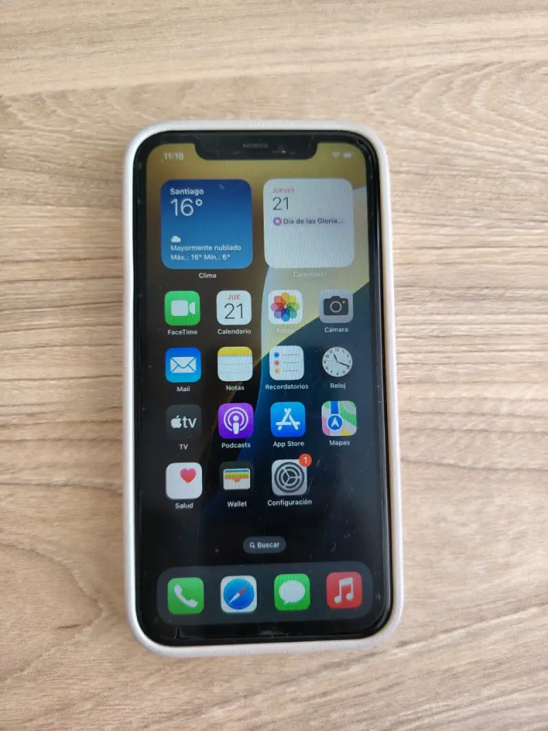IPhone 11, como nuevo sin detalles - 4